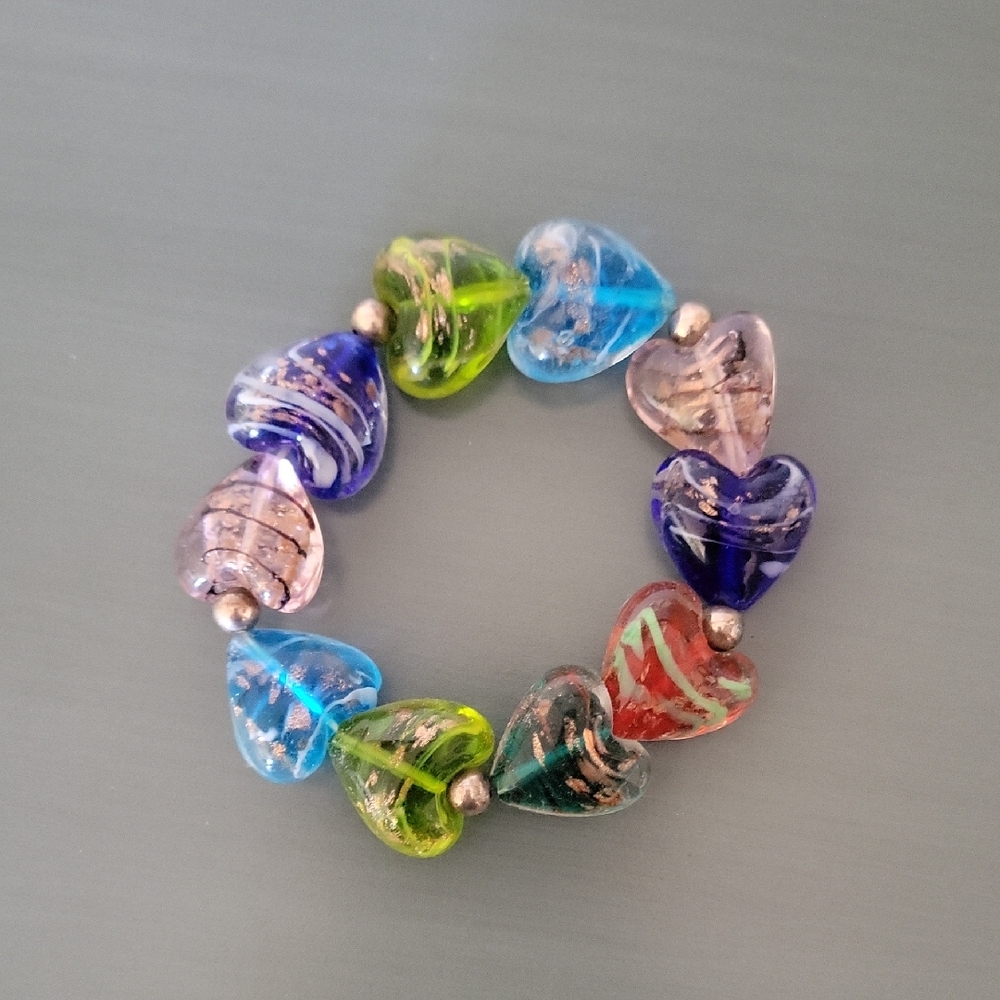 Colorful Heart-Shaped Glass Bead Bracelet